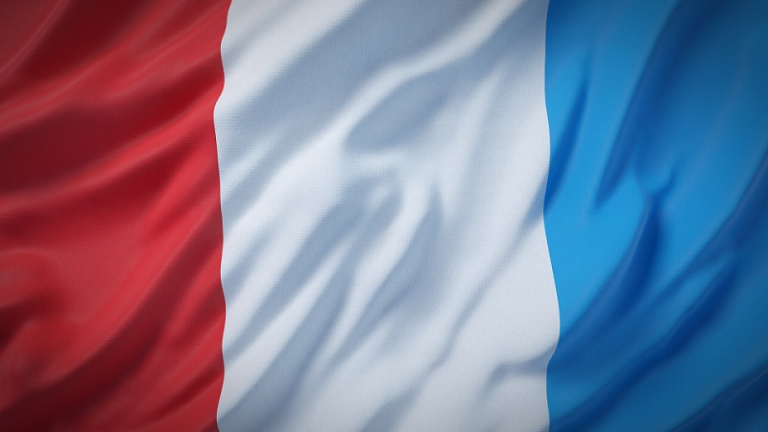 Déchéance de nationalité : pas de référence aux binationaux