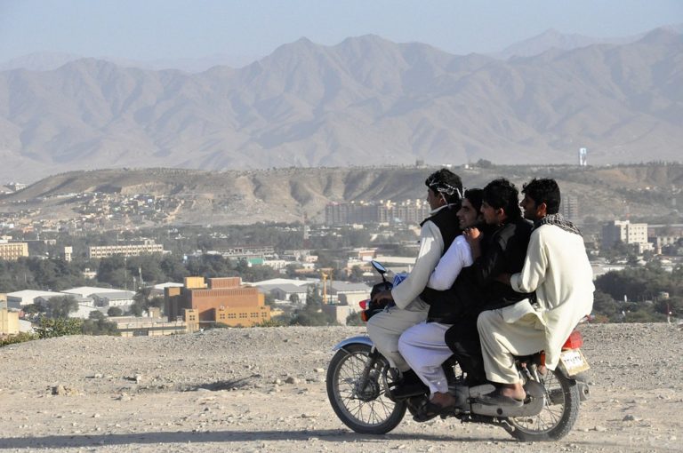 Afghanistan : un double attentat à Kaboul fait au moins 25 morts