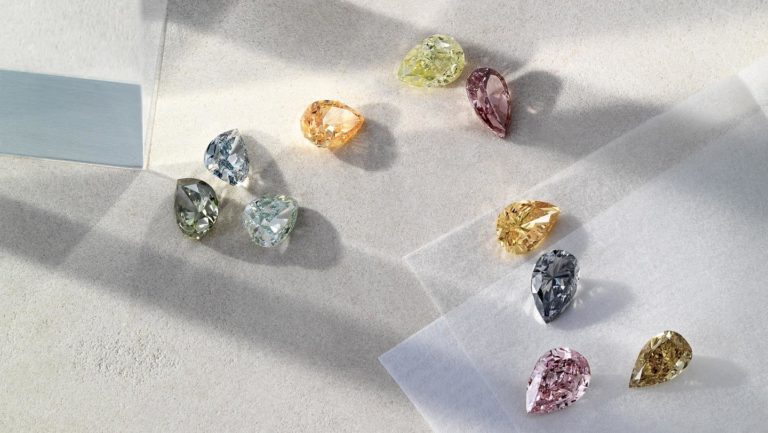 Fancy diamant couleur